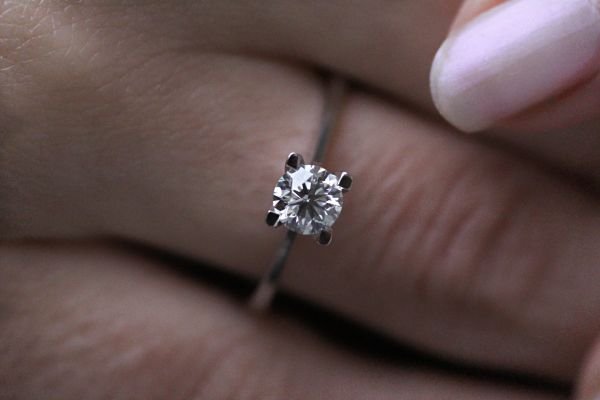 0,42 Karat Pırlanta Tektaş Yüzük