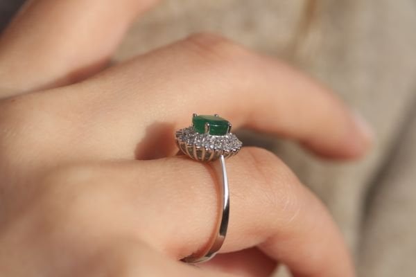 0,60 Karat Pırlanta Zümrüt Yüzük