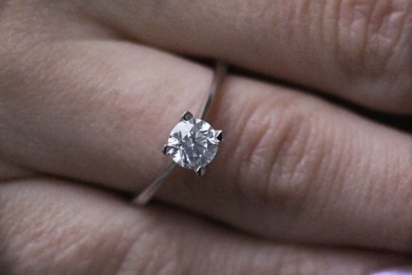 0,66 Karat Pırlanta HRD Sertifikalı Tektaş Yüzük