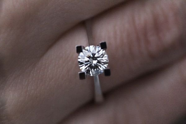 0,77 Karat Pırlanta Tektaş Yüzük